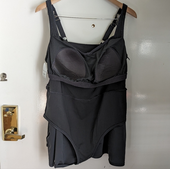 Target Ava & Viv Black Twist One-Piece Modest Swimsuit Swim Dress 20W - Picture 6 of 16